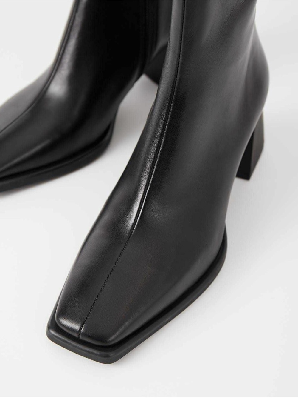 Vagabond Black Square-Toe Leather Block Heel Booties
